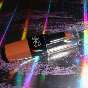 LA COLORS Sealed Lipstick BUTTERCREAM